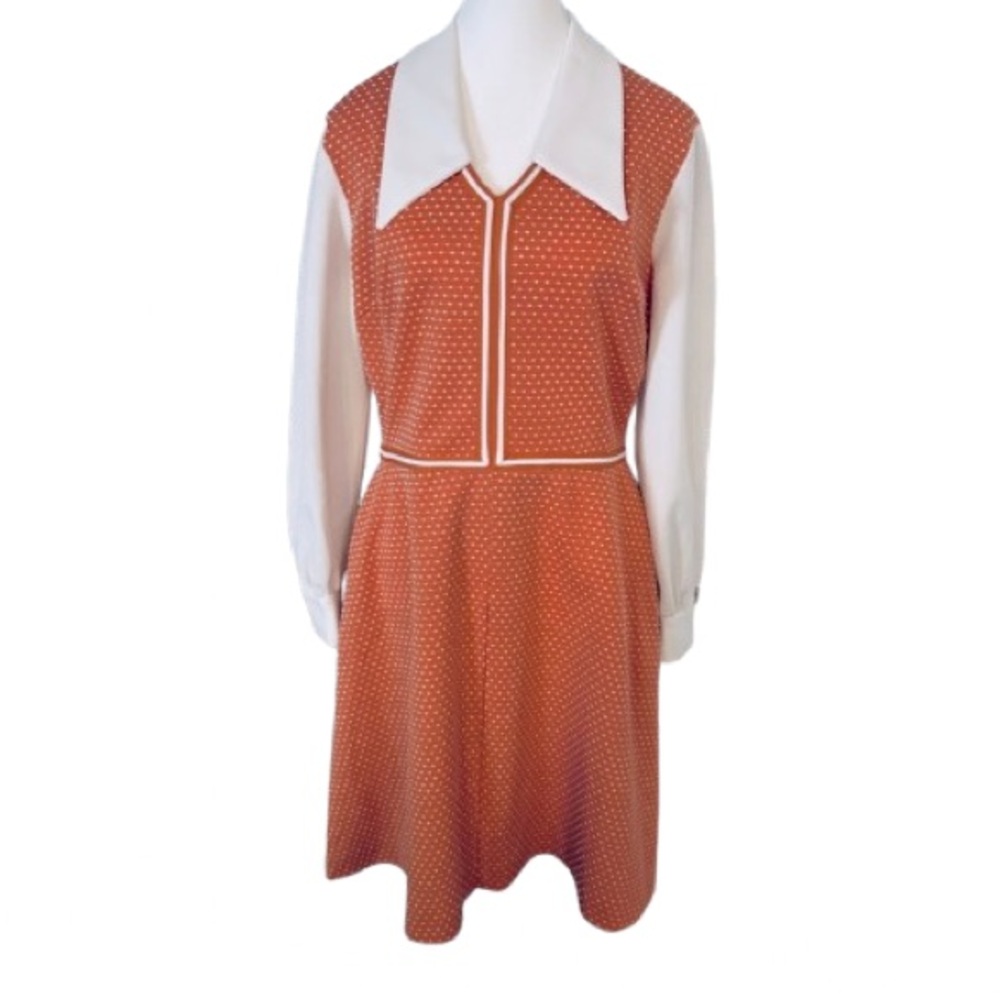 Vintage 70s Style Ladies Union ILGWU Orange & Cream Off White Polka Dotted Dress